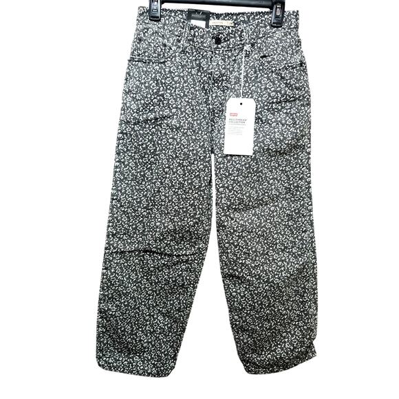 Levi's Black White Floral Baggy Dad Wellthread High Rise Straight Jeans Size 26 - Picture 1 of 15